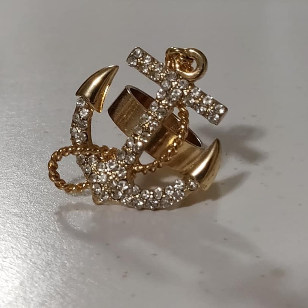 Anchor Ring